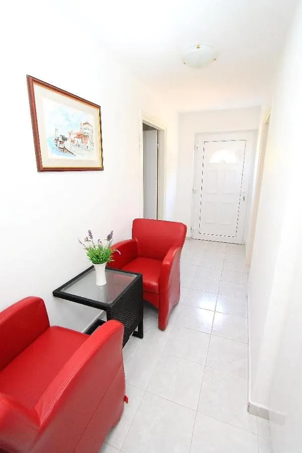 Genesis 3 Apartment Trogir