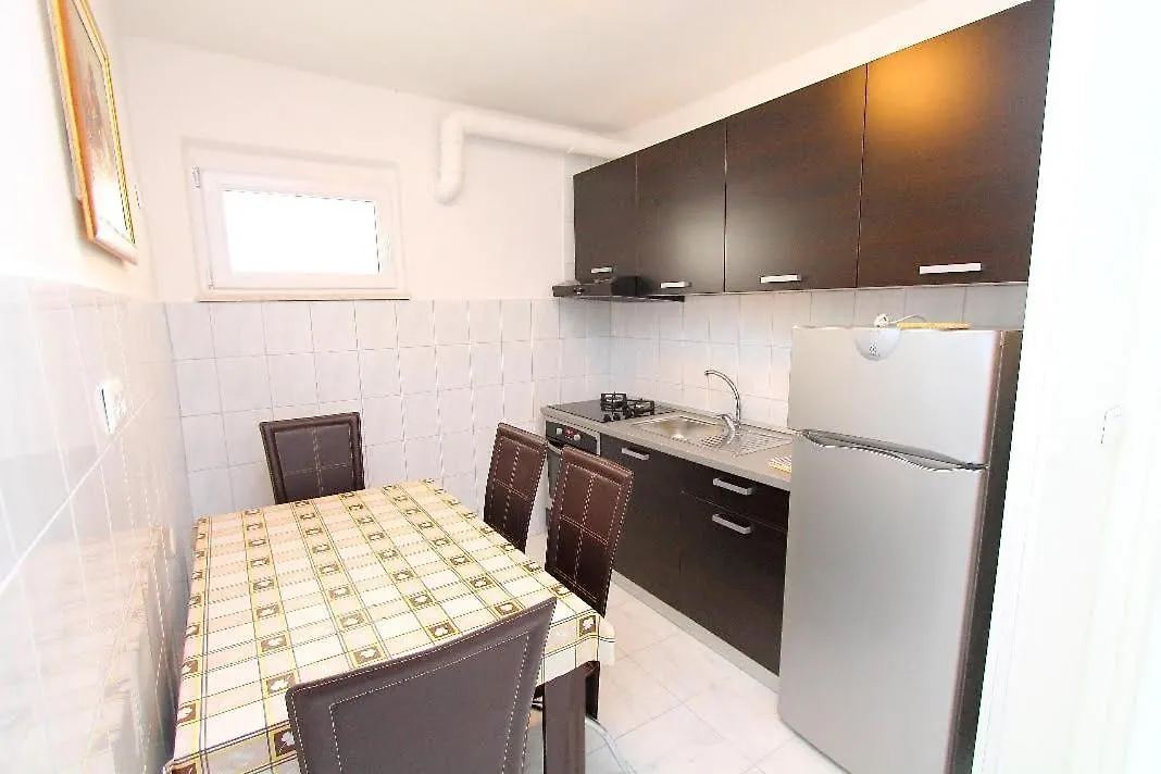Genesis 3 Apartment Trogir