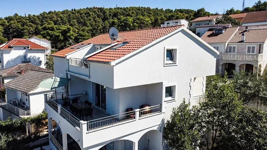 Genesis 3 Apartment Trogir